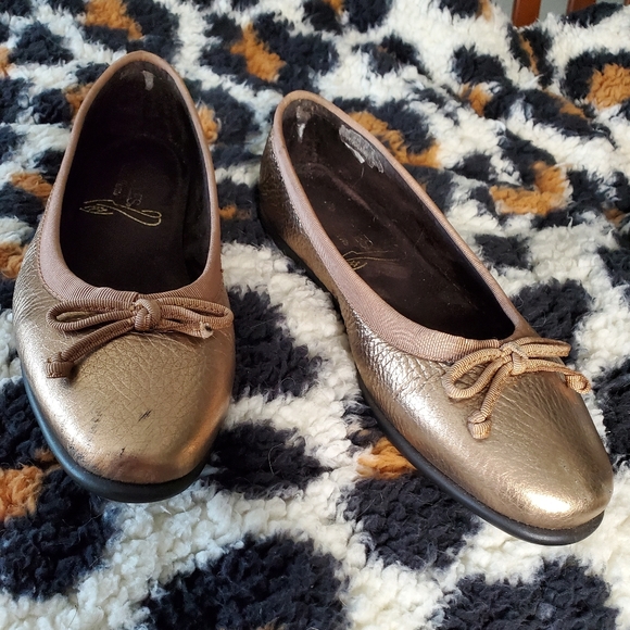 Aerosols Golen Flats - Picture 2 of 9